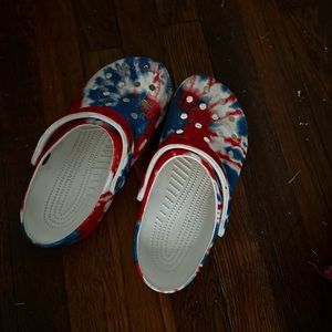 tie dye red white and blue crocs